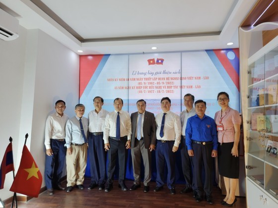 Delegates of the two countries attend the exhibition. (Photo: SGGP) Delegates of the two countries attend the exhibition. (Photo: SGGP)