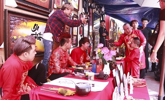 Calligraphy street (Photo: SGGP) Calligraphy street (Photo: SGGP)