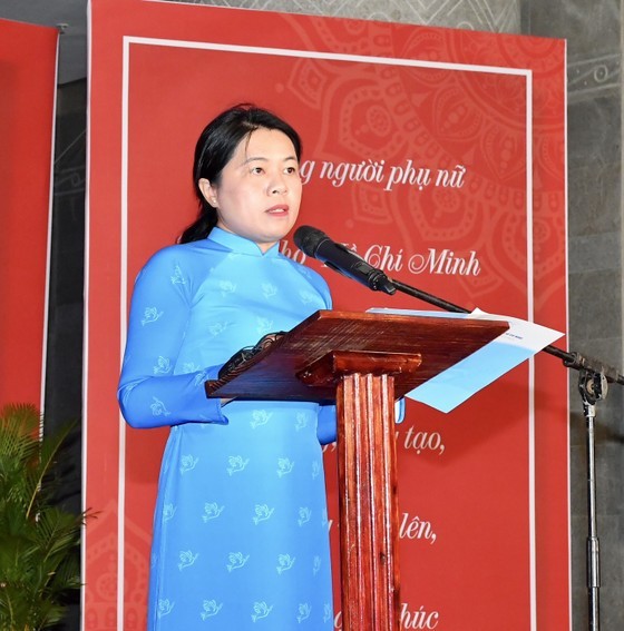 Chairwoman of the HCMC Women Union Nguyen Tran Phuong Tran speaks at the event. (Photo: SGGP)