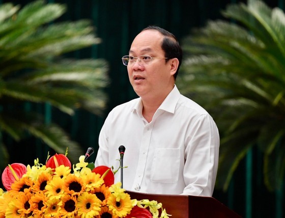 Vice Secretary of the HCMC Party Committee Nguyen Ho Hai speaks at the event. (Photo: SGGP) Vice Secretary of the HCMC Party Committee Nguyen Ho Hai speaks at the event. (Photo: SGGP)