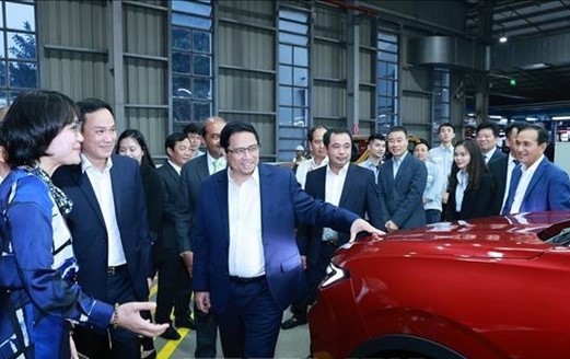PM Pham Minh Chinh at Ford Vietnam factory (Photo: VNA) PM Pham Minh Chinh at Ford Vietnam factory (Photo: VNA)