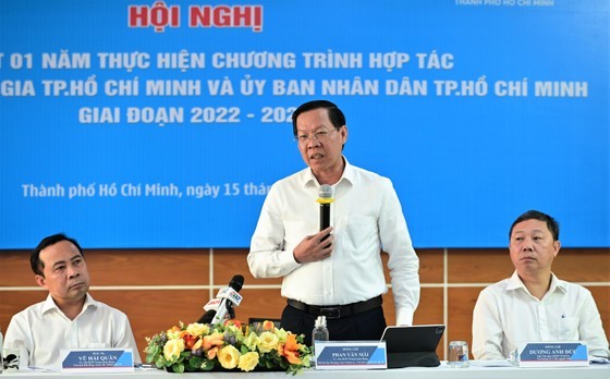 Chairman of the HCMC People’s Committee Phan Van Mai speaks at the event. (Photo: SGGP) Chairman of the HCMC People’s Committee Phan Van Mai speaks at the event. (Photo: SGGP)