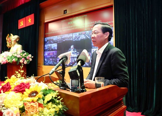 Chairman of the HCMC People’s Committee Phan Van Mai speaks at the meeting. (Photo: SGGP) Chairman of the HCMC People’s Committee Phan Van Mai speaks at the meeting. (Photo: SGGP)
