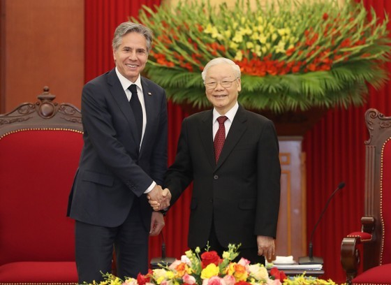 Party General Secretary Nguyen Phu Trong and US Secretary of State Antony Blinken (Photo: SGGP) Party General Secretary Nguyen Phu Trong and US Secretary of State Antony Blinken (Photo: SGGP)