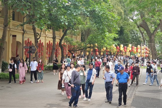 Thang Long Imperial Citadel receives 31,400 visitors. (Photo: SGGP) Thang Long Imperial Citadel receives 31,400 visitors. (Photo: SGGP)