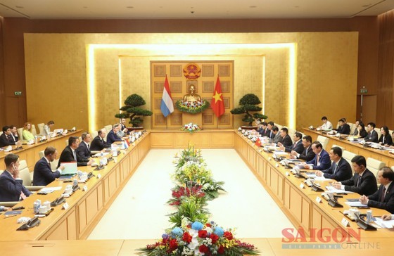 The two PMs hold talks and witness the signing of a number of cooperation agreements between the ministries and sectors of the two countries. (Photo: SGGP) The two PMs hold talks and witness the signing of a number of cooperation agreements between the ministries and sectors of the two countries. (Photo: SGGP)