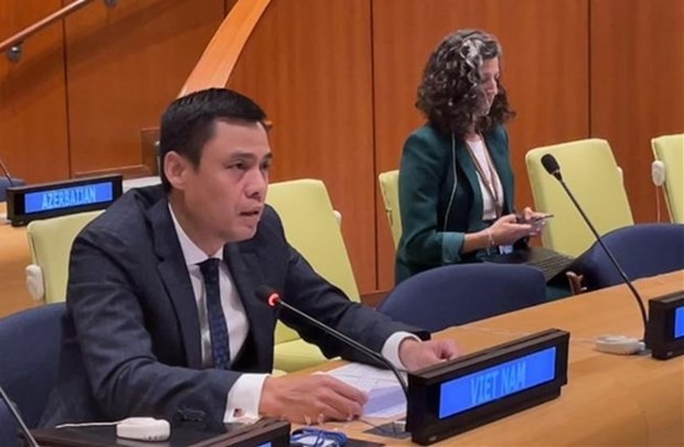 Ambassador Dang Hoang Giang, Permanent Representative of Vietnam to the United Nations, addresses the UN General Assembly’s high-level meeting on May 11. (Photo: VNA) Ambassador Dang Hoang Giang, Permanent Representative of Vietnam to the United Nations, addresses the UN General Assembly’s high-level meeting on May 11. (Photo: VNA)