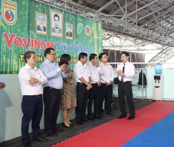 Delegates of the Department of Culture and Society of the HCMC People’s Council visit HCMC's Vovinam team. (Photo: SGGP) Delegates of the Department of Culture and Society of the HCMC People’s Council visit HCMC's Vovinam team. (Photo: SGGP)