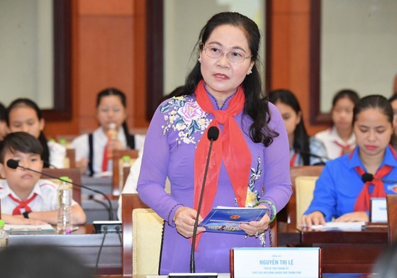 Chairwoman of the municipal People’s Council Nguyen Thi Le speaks at the event. (Photo: SGGP) Chairwoman of the municipal People’s Council Nguyen Thi Le speaks at the event. (Photo: SGGP)