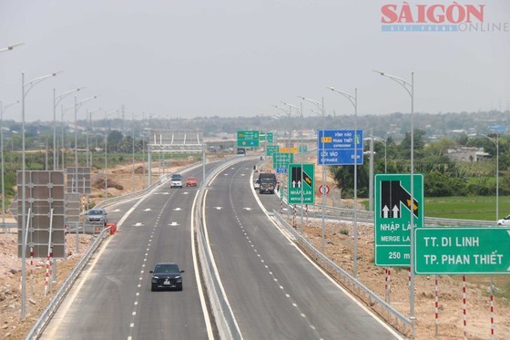 Vinh Hao-Phan Thiet expressway (Photo: SGGP)