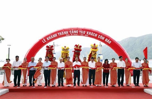 State President Vo Van Thuong attends the innauguration ceremony of Con Dao passenger terminal (Photo: VNA) State President Vo Van Thuong attends the innauguration ceremony of Con Dao passenger terminal (Photo: VNA)
