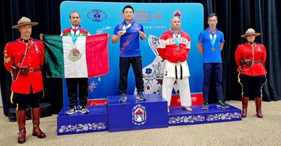 Vietnamese athlete wins a gold medal at the 2023 World Police and Fire Games. (Photo: CAND) Vietnamese athlete wins a gold medal at the 2023 World Police and Fire Games. (Photo: CAND)