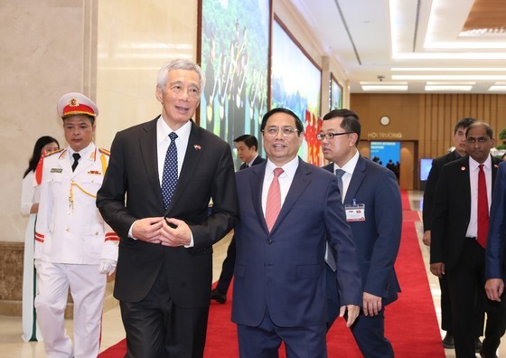 This is Mr. Lee Hsien Long’s fifth visit to Vietnam in his position as the Prime Minister of Singapore. (Photot: SGGP)