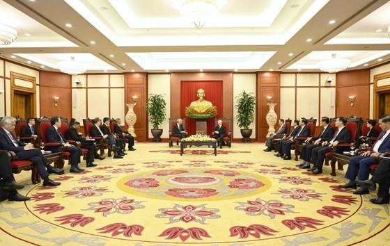 At the receiving ceremony (Photo: SGGP)