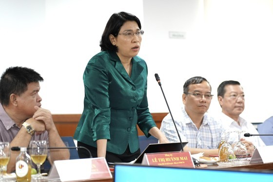 Director of the municipal Department of Planning and Investment Le Thi Huynh Mai