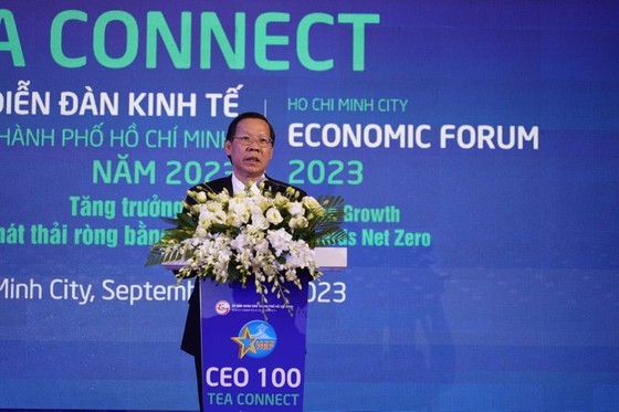 Chairman of the HCMC People’s Committee Phan Van Mai speaks at the event. (Photo: SGGP) Chairman of the HCMC People’s Committee Phan Van Mai speaks at the event. (Photo: SGGP)