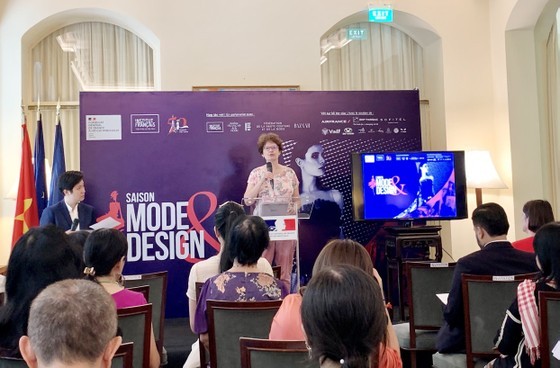 Ms. Emmanuelle Charrier,, director of the French Consulate General in HCMC speaks at the event. (Photo: SGGP)