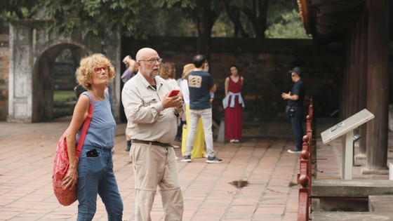 Hanoi sees a fourfold increase in the number of international visitors. (Photo: SGGP) Hanoi sees a fourfold increase in the number of international visitors. (Photo: SGGP)