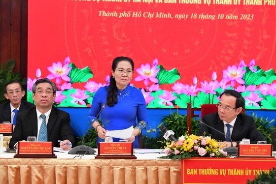 Chairwoman of the HCMC People’s Council Nguyen Thi Le speaks at the event. (Photo: SGGP) Chairwoman of the HCMC People’s Council Nguyen Thi Le speaks at the event. (Photo: SGGP)