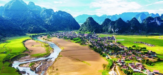Tan Hoa mountainous village in Minh Hoa District of the central province of Quang Binh has been recognized as one of the Best Tourism Villages in 2023 by the United Nations World Tourism Organization (UNWTO). Tan Hoa mountainous village in Minh Hoa District of the central province of Quang Binh has been recognized as one of the Best Tourism Villages in 2023 by the United Nations World Tourism Organization (UNWTO).