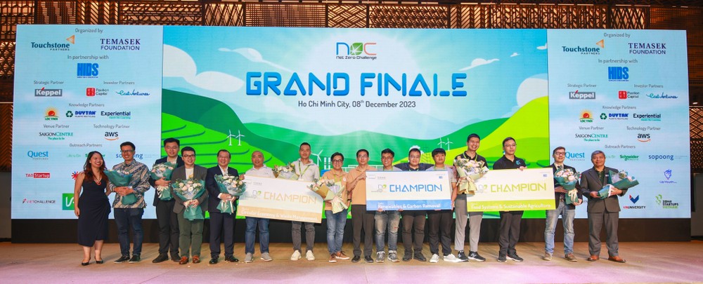 6-hinh-ban-giam-khao-cac-doi-thang-2702jpg-9694.jfif