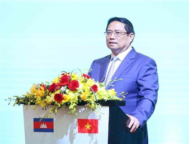 Prime Minister Pham Minh Chinh speaking at Vietnam-Cambodia investment and trade promotion forum (Photo: VNA) vietnam-cambodia-1-6110.jpg