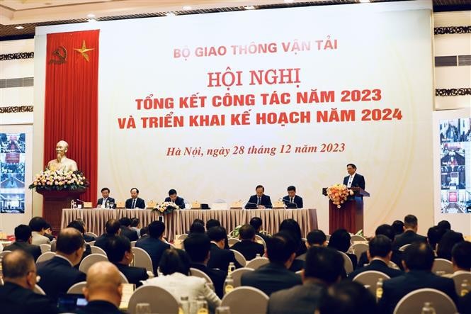 Prime Minister Pham Minh Chinh speaks at the meeting. (Photo: VNA) chinh-7813.jpg