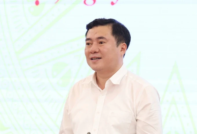 Deputy Minister of Industry and Trade Nguyen Sinh Nhat Tan thu-truong-bo-cong-thuong-nguyen-sinh-nhat-tan-2742-8516.jpg