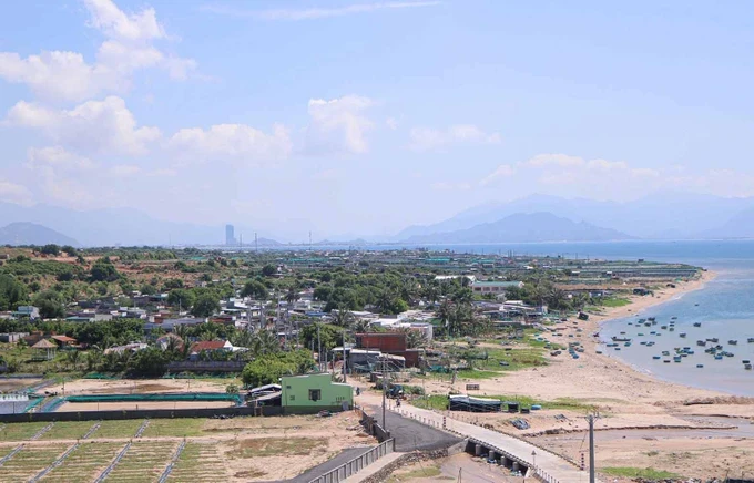 The area planned to build the Ninh Thuan 1 nuclear power plant in Thuan Nam district, Ninh Thuan province. (Photo: SGGP) o5b-8030-8168.jpg