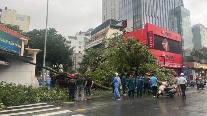 HCMC implements emergency response plan for typhoon Yagi in September 2024. (Photo: SGGP) img-2fbfde419bceb2450dd8f010f220bc6b-v-7372jpg-616.jpg