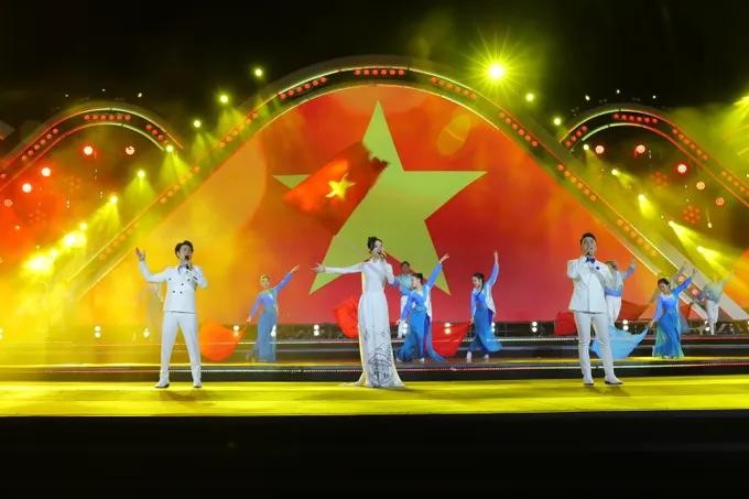 An art performance at the opening ceremony (Photo: SGGP) 11.jpg
