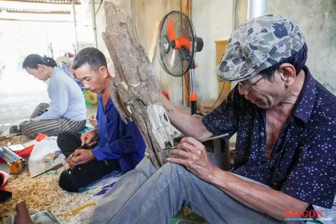 The Knowledge of Agarwood Cultivation and Processing of the south central coastal province of Khanh Hoa is recognized as National Intangible Cultural Heritage. (Photo: SGGP) dasua-08010-2119-6912.jpg