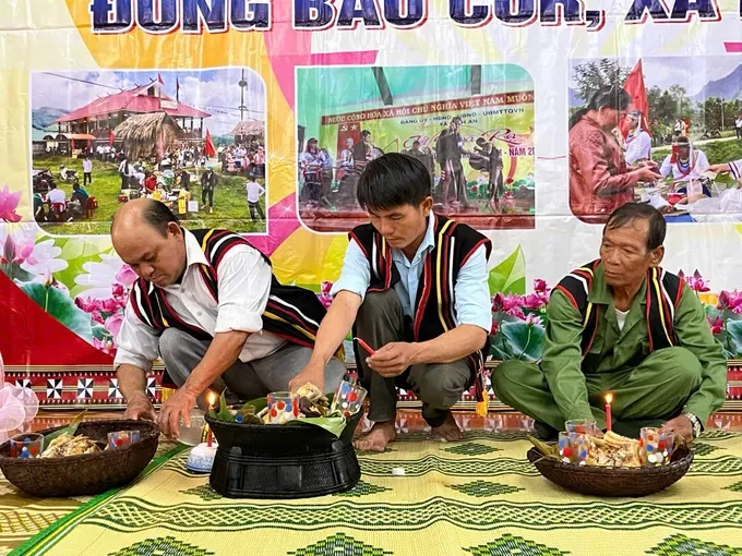 The Co Ethnic Group's Nga Ra (Sa Ni) Festival img-20241126-122414-68.jpg