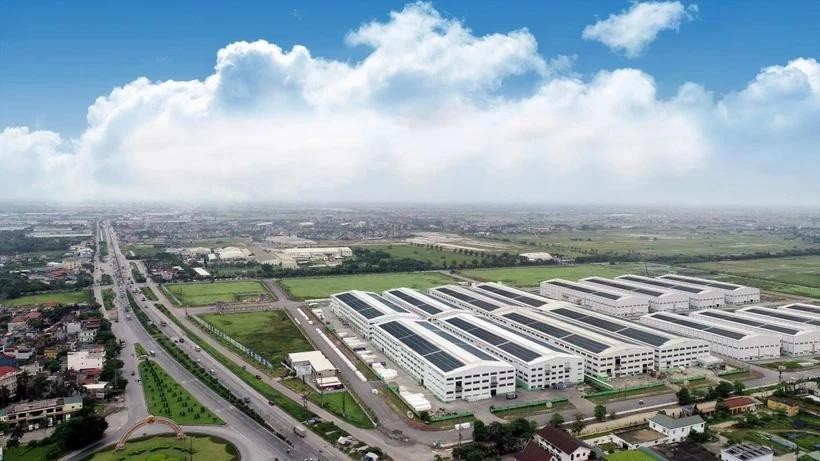 Despite global investment challenges, foreign investment in Vietnam remains on an upward trend. - Illustrative image (Photo: VNA) fdi.jpg