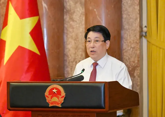 State President Luong Cuong speaks at the meeting (Photo: SGGP) 1000005209-4805-6182.jpg