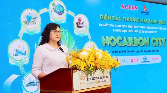 Deputy Minister of Industry and Trade Phan Thi Thang speaks at the event. (Photo: SGGP) thang-7379-8060.jpg