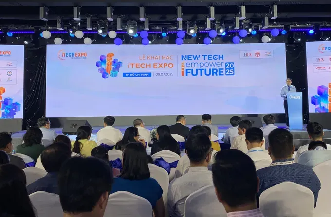 The International Technology Exhibition (iTech Expo 2025) opened in Quang Trung Software City, Ho Chi Minh City, on July 9. (Photo: SGGP) tempimagexffyy6-7709-365.jpg