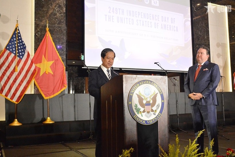 Minister of Education and Training Nguyen Kim Son speaks at the event. (Photo: qdnd.vn) nguyen-kim-son.jpg