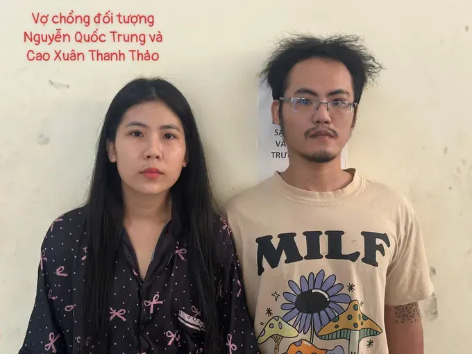 Cao Thanh Xuan Thao and Nguyen Quoc Trung z6832978811499-153aa7a8c1f231440963a0e99c8ff44e-9261-2671.jpg