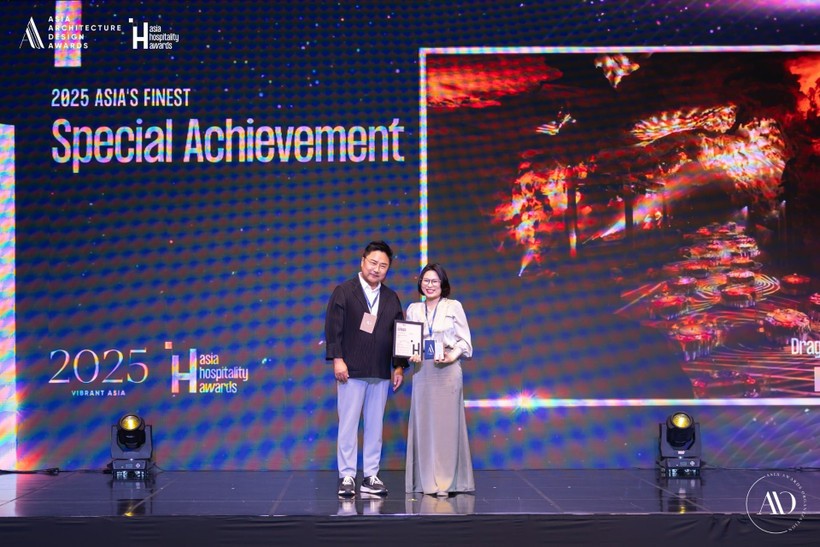 Hang Ngoc Rong secures Emerging Cultural Destination Award. (Photo: hanoimoi.vn) hang-chau-a.jpg
