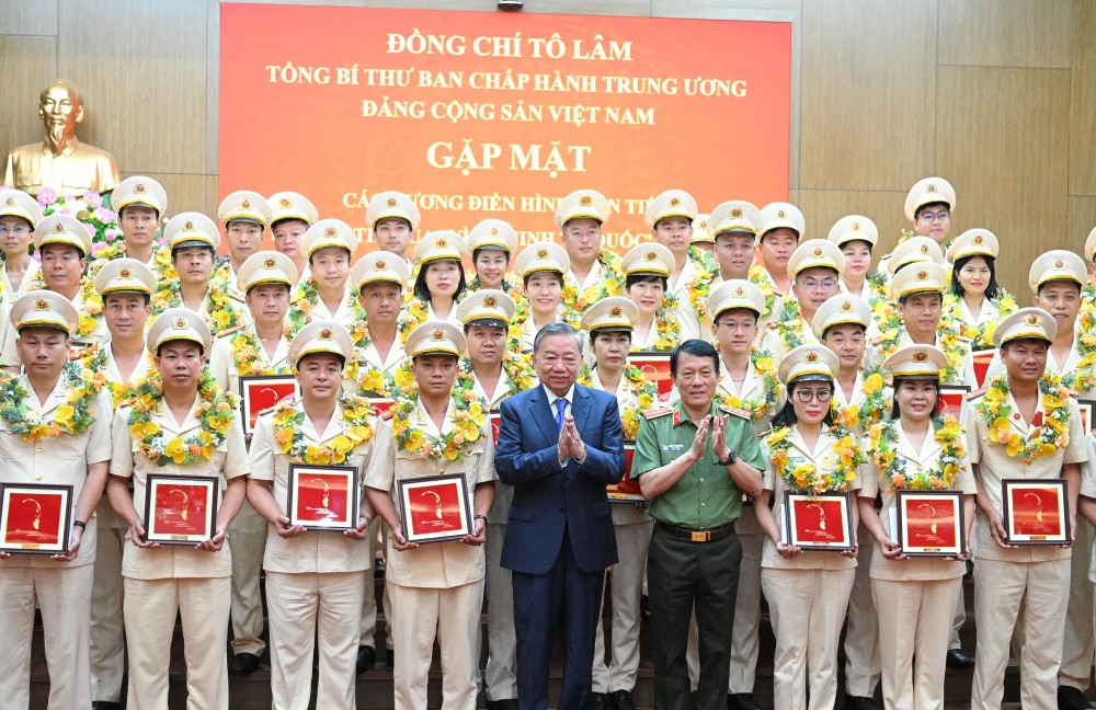 Party General Secretary To Lam highlights role of personal dedication in ensuring national security. (Photo: SGGP) 13.jpg