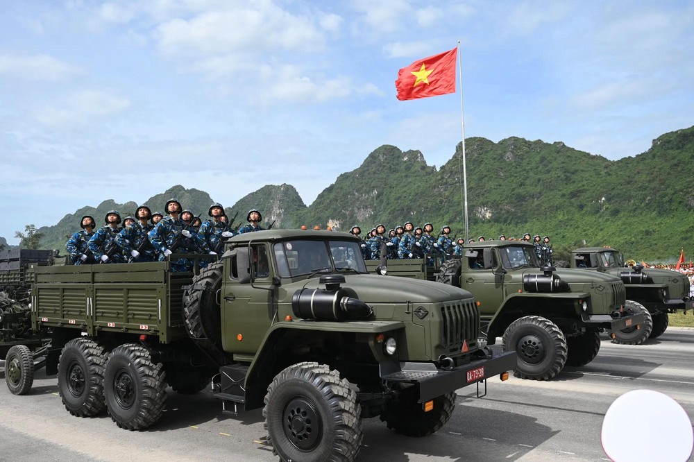 Military specialized vehicles at the rehearsal 35.jpg