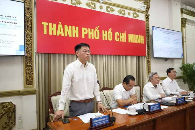 Dr. Truong Minh Huy Vu, Director of the Ho Chi Minh City Institute for Development Studies speaks at the event. (Photo: SGGP) z6901586448232-3fefa78dfe8e9c2429cac7bd5dc3c235-8581-2127.jpg