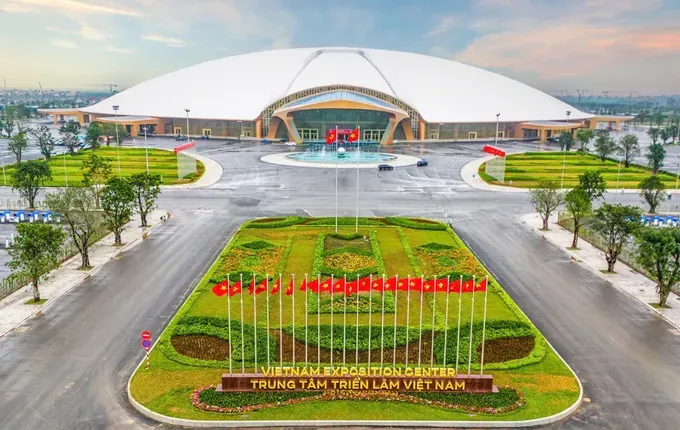The exhibition titled “Achievements of the Nation in Celebration of the 80th anniversary of the National Day” is held at the National Exhibition Center in Dong Anh District, Hanoi. a1-1296-2292.jpg