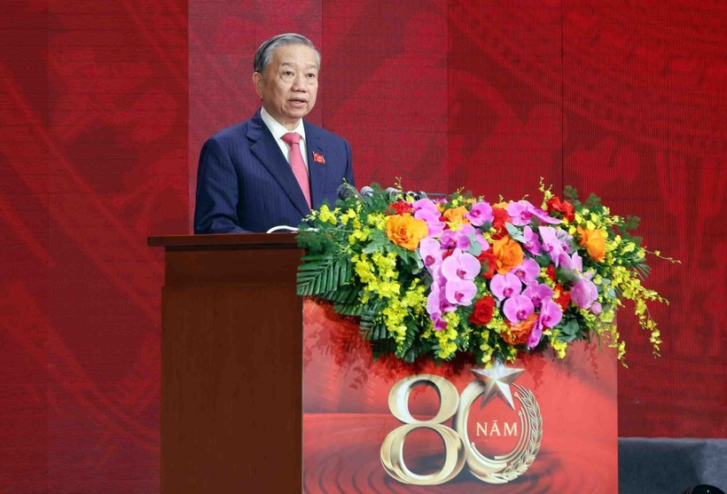 Party General Secretary To Lam speaks at the ceremony marking the 80th anniversary of the Vietnam People's Public Security Forces (August 19, 1945 – 2025) and the 20th anniversary of the All-People Security Safeguard Festival (August 19, 2005), in Hanoi on August 17. (Photo: VNA) to-lam1.jpg