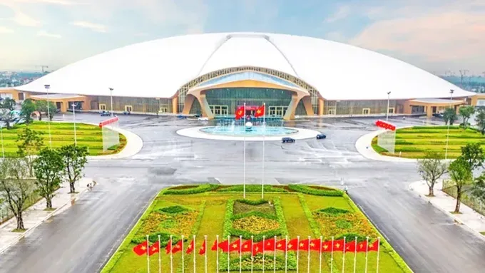 National Exhibition and Convention Center in Dong Anh, Hanoi (Photo: SGGP) trungtamhoinghi-5278-7566.jpg