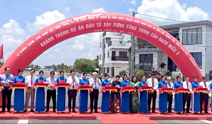 At the inauguration ceremony of Rach Mieu 2 Bridge (Photo: SGGP) rm-2-9233-3234.png