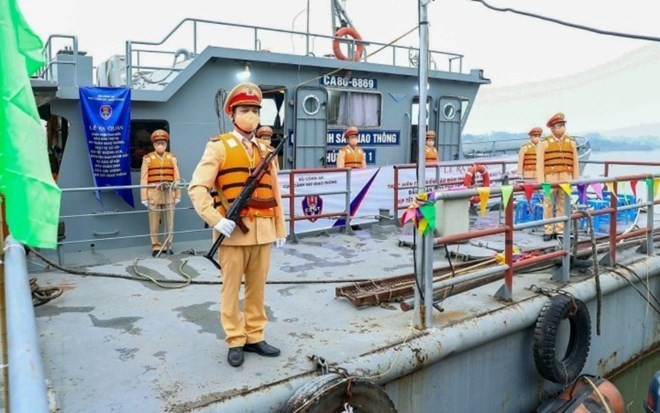 The scheme is designed to modernise infrastructure and equipment for the waterway police force, thus enhancing their operational capacity. (Photo: VNA) cong-an-nhan-dan.jpg