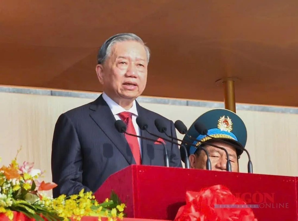 Party General Secretary To Lam delivers his speech at the grand celebration. (Photo: SGGP) 2.jpg