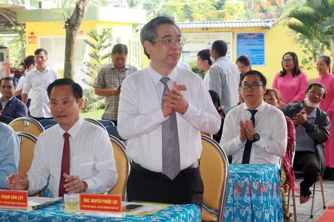 Vice Secretary of the Ho Chi Minh City Party Committee Nguyen Phuoc Loc attends the opening ceremony of the new 2025-2026 academic year at Binh Chanh Inclusive Education Development Support Center. 13.jpg